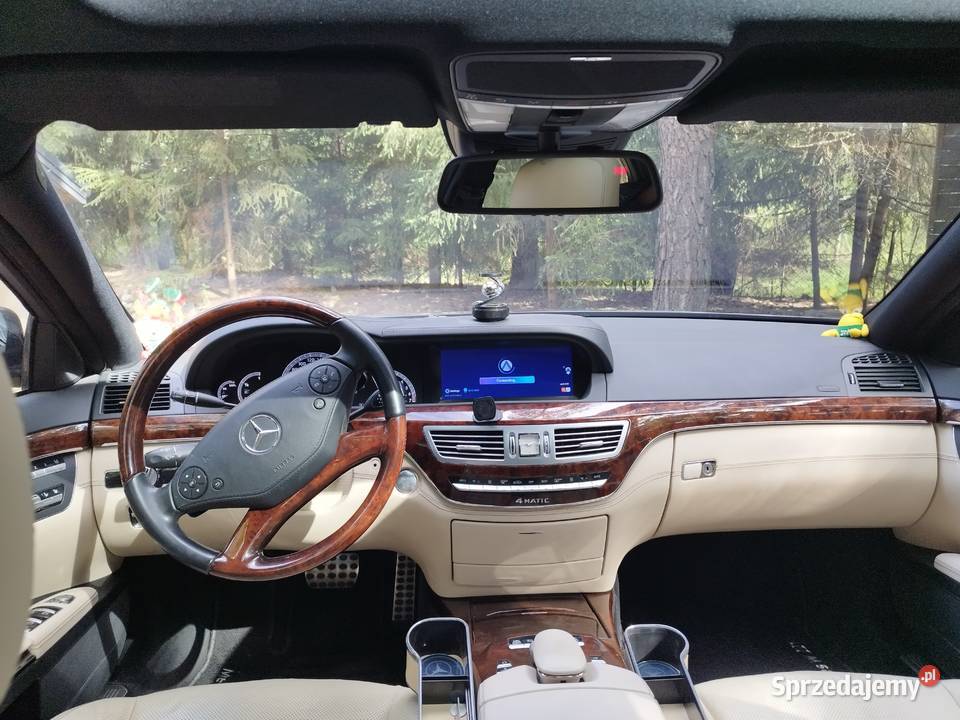 Mercedes long S550 4Matic nieuszkodzony