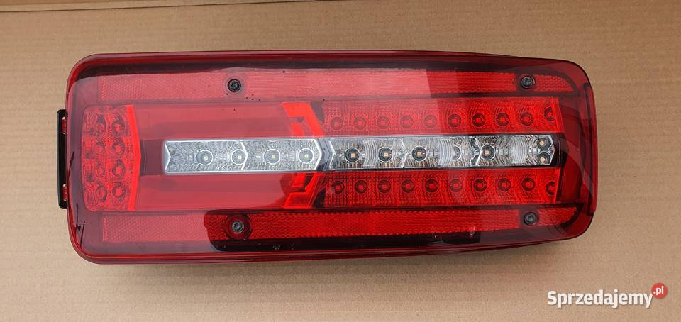 MAN LAMPA TYŁ LED PRAWA 81252256562 Bieleń
