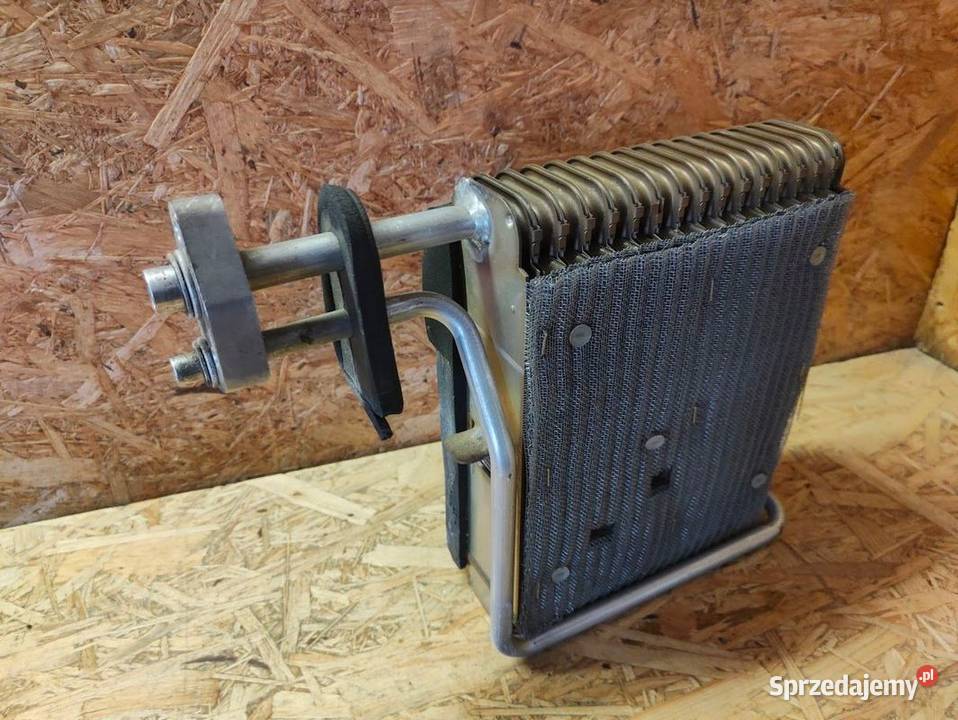 Chłodnica Chłodniczka Nagrzewnicy 893EL22 osobowe Pleszew