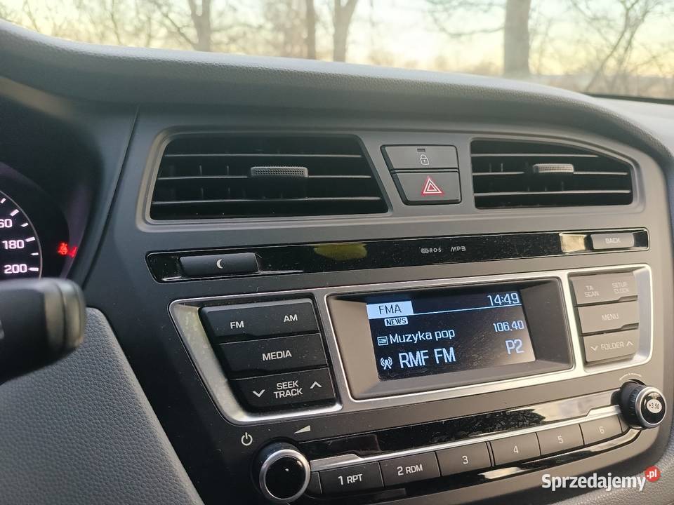 Sprzedam Hyundai i20 mały przebieg isofix lubuskie Krosno Odrzańskie
