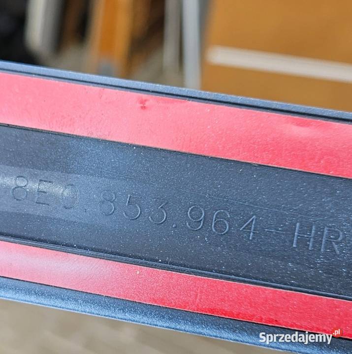 AUDI A4 B6 LISTWA DRZWI PRAWA TYŁ PRAWY Międzychód