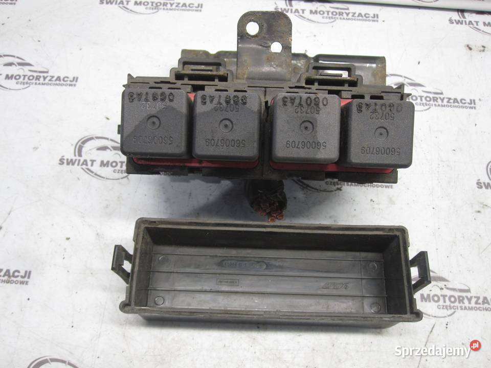 DODGE NITRO 08r skrzynka przekaźników Kielce