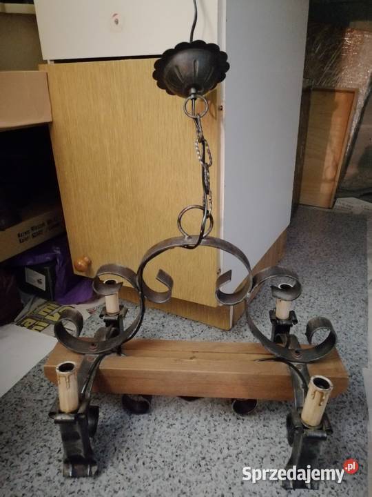 Stylowa lampa sufitowa