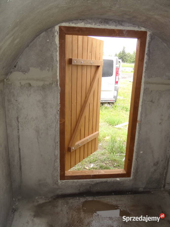 Piwniczka piwnica betonowa ziemianka altanka mazowieckie Wierzbica