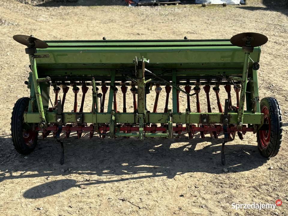 Siewnik zbożowy Hassia du 250 25m Kolosy