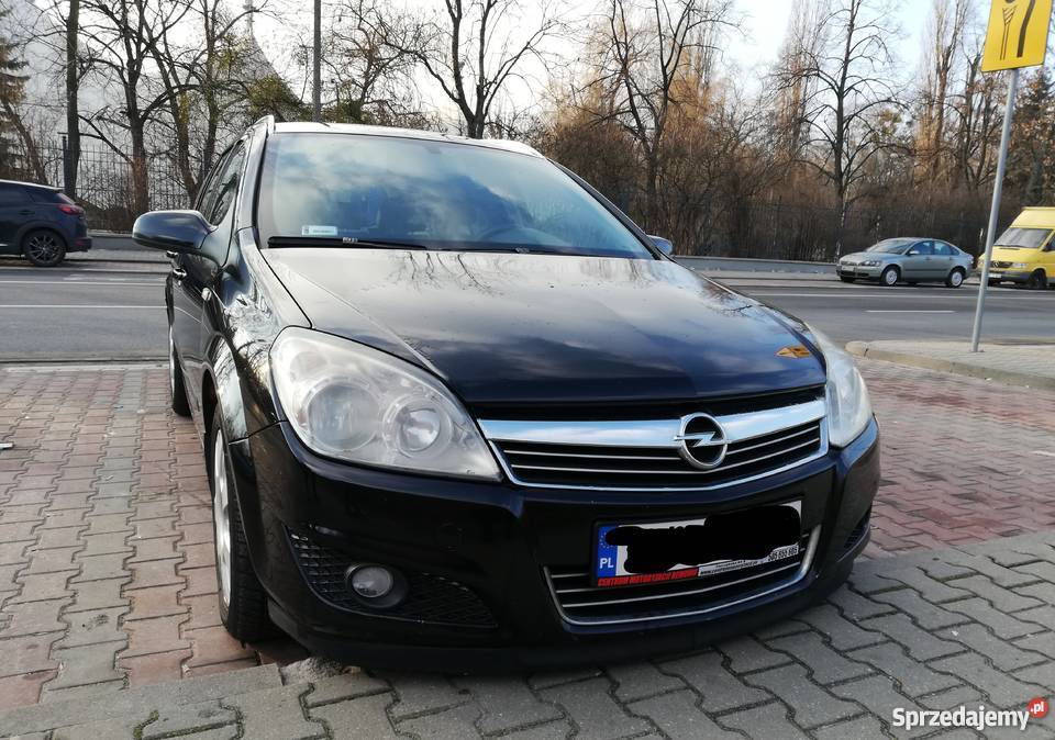 Opel astra salon