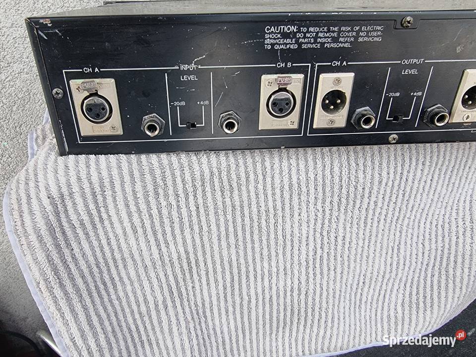 profesjonalny korektor yamaha Q2031A Chełm Śląski