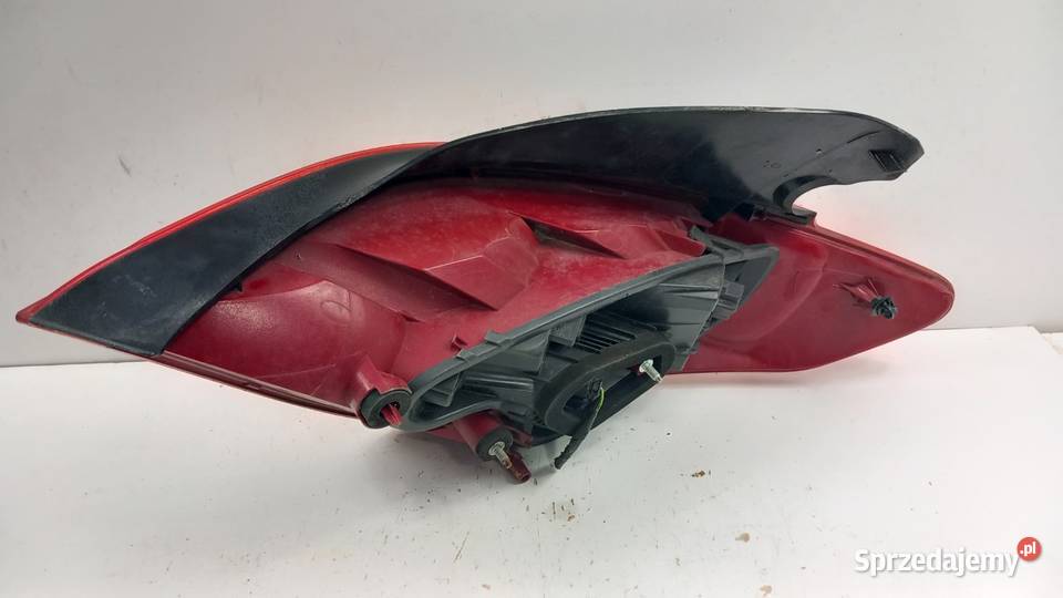 PEUGEOT 308 T7 HB LAMPA TYŁ LEWA Światła stop