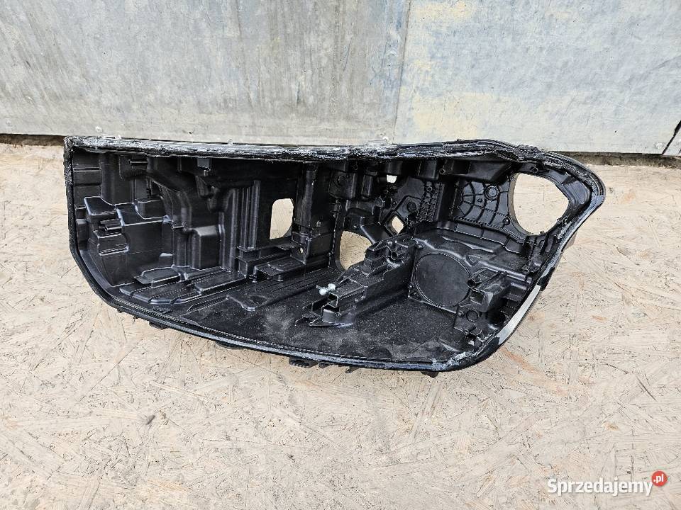 BMW 6 G32 LIFT LCI PUSZKA LAMPY LEWA PRZÓD osobowe sprzedam