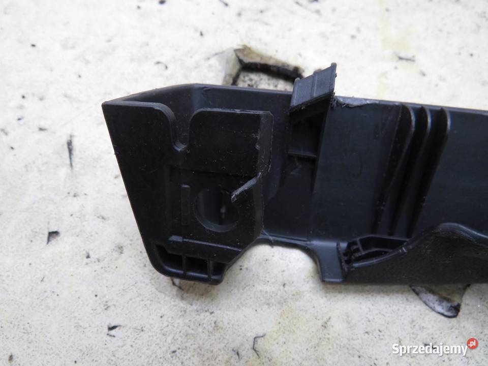 OSŁONA PROWADZNICA FOTELA LEWA ZAFIRA C 13257152