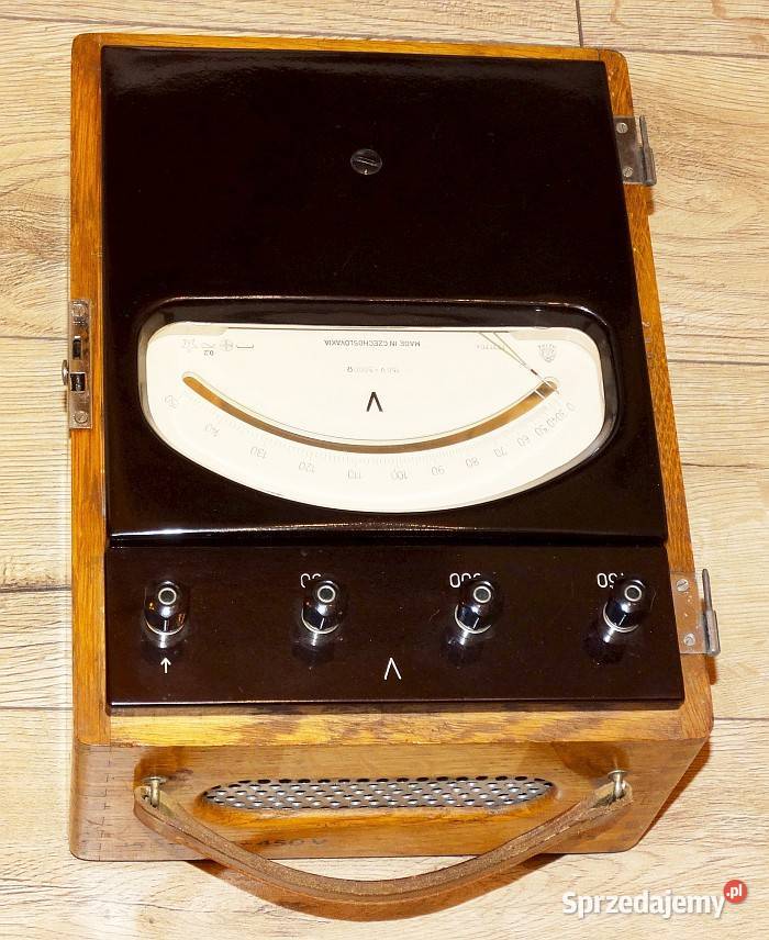 Woltomierz laboratoryjny analogowy 150300450 V Gliwice sprzedam