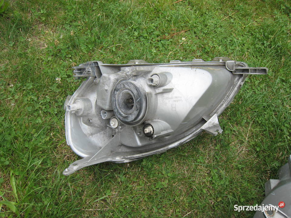 Lampa przednia prawa lewa Toyota Yaris I 9903 Kraków