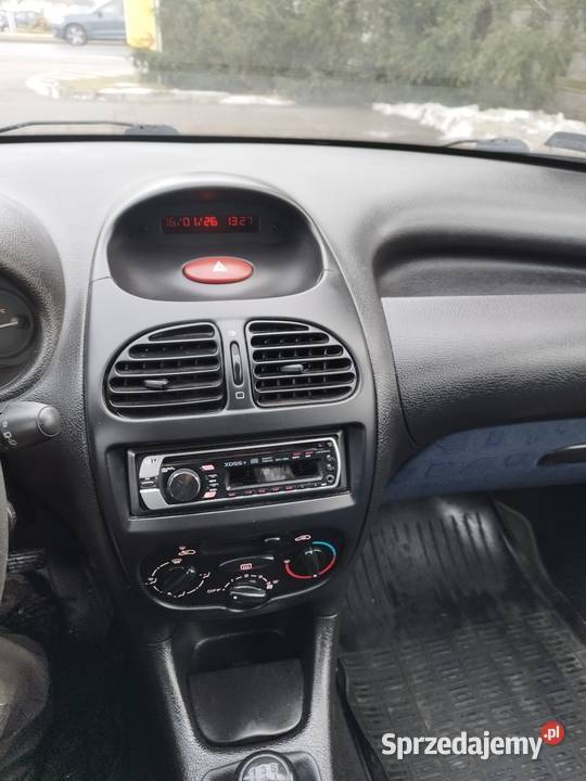 Peugot 206 11 benzyna 2002 Polski salon Jarocin