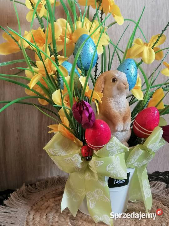 Oryginalna dekoracja świąteczna z zajączkiem w Katowice