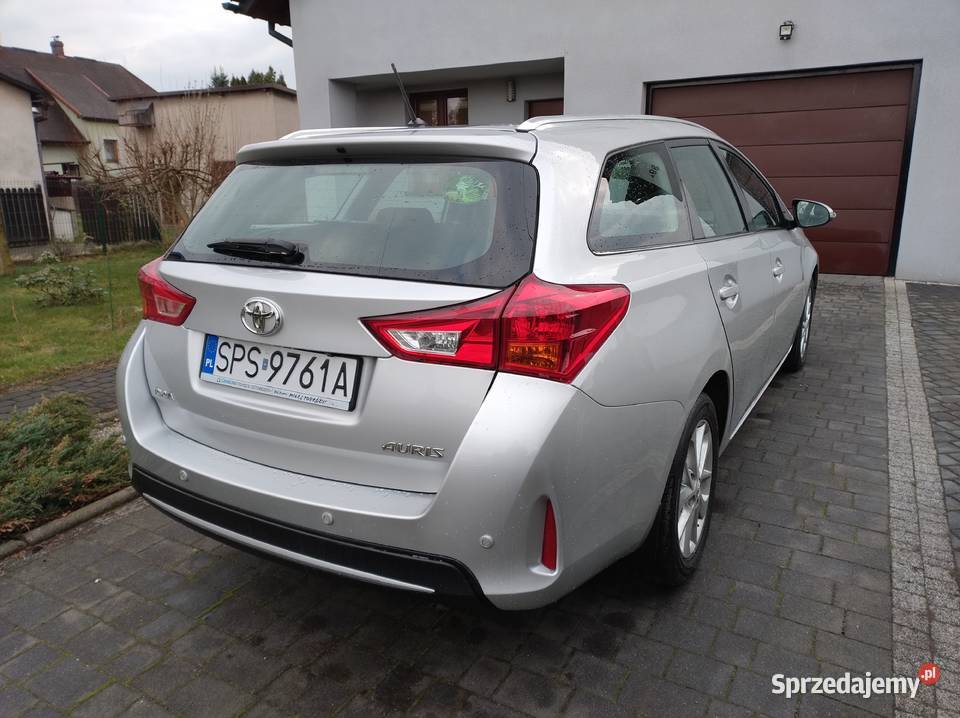 Toyota Auris kombi 14 D4D 90 2013 r krajowa Pszczyna