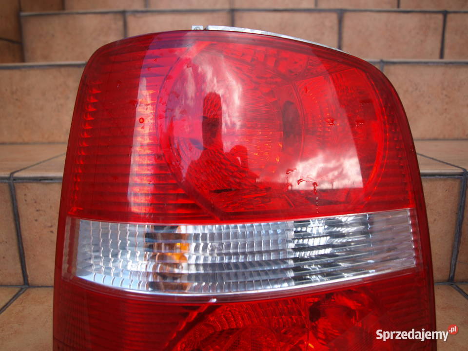 VW Touran I lampy tył 2003 2006r europa