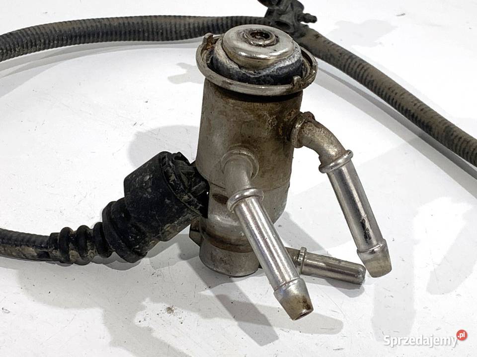 WTRYSKIWACZ SCR FORD TRANSIT VI GK215J281AE 20 osobowe