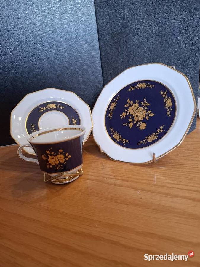 Zestaw filiżanka i dwa tależyki