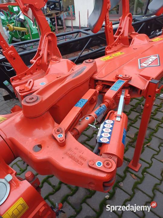 Pług obracalny Kuhn VariMaster 153 5 T Lublin
