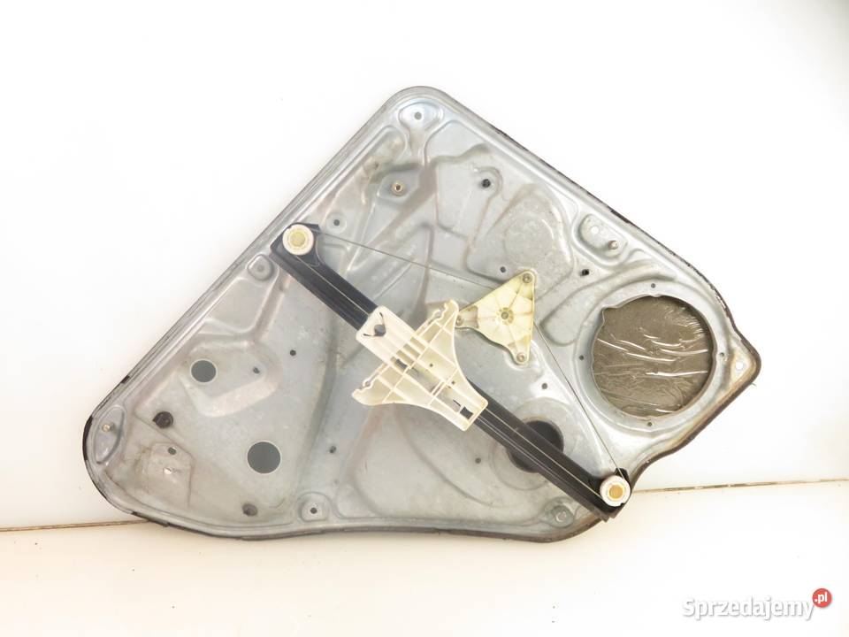 PODNOŚNIK SZYBY PRAWY TYLNY VW PASSAT B5 Variant osobowe