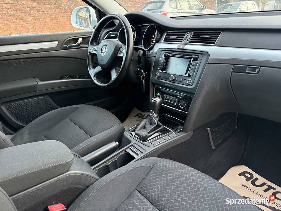 do sprzedania Skoda Superb 16 TDI 2015 czujnik zmierzchu Superb Warszawa