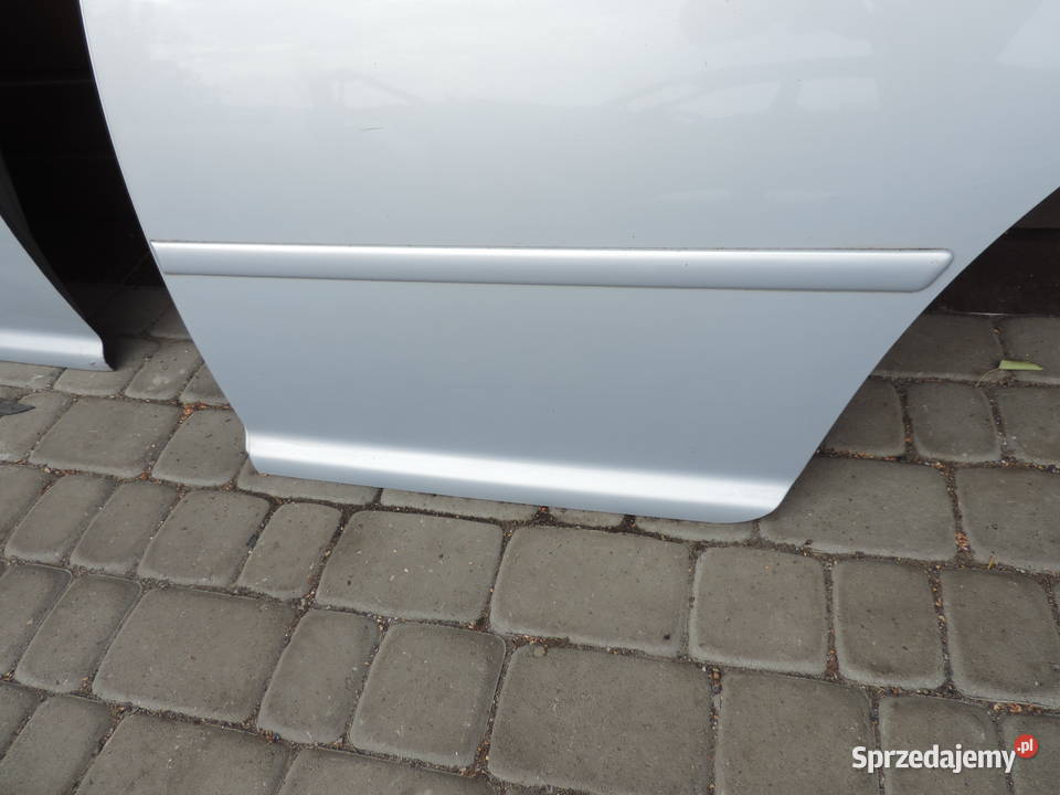 DRZWI LEWY TYŁ VW BORA KOMBI Rok produkcji 2001 Nowy Sącz