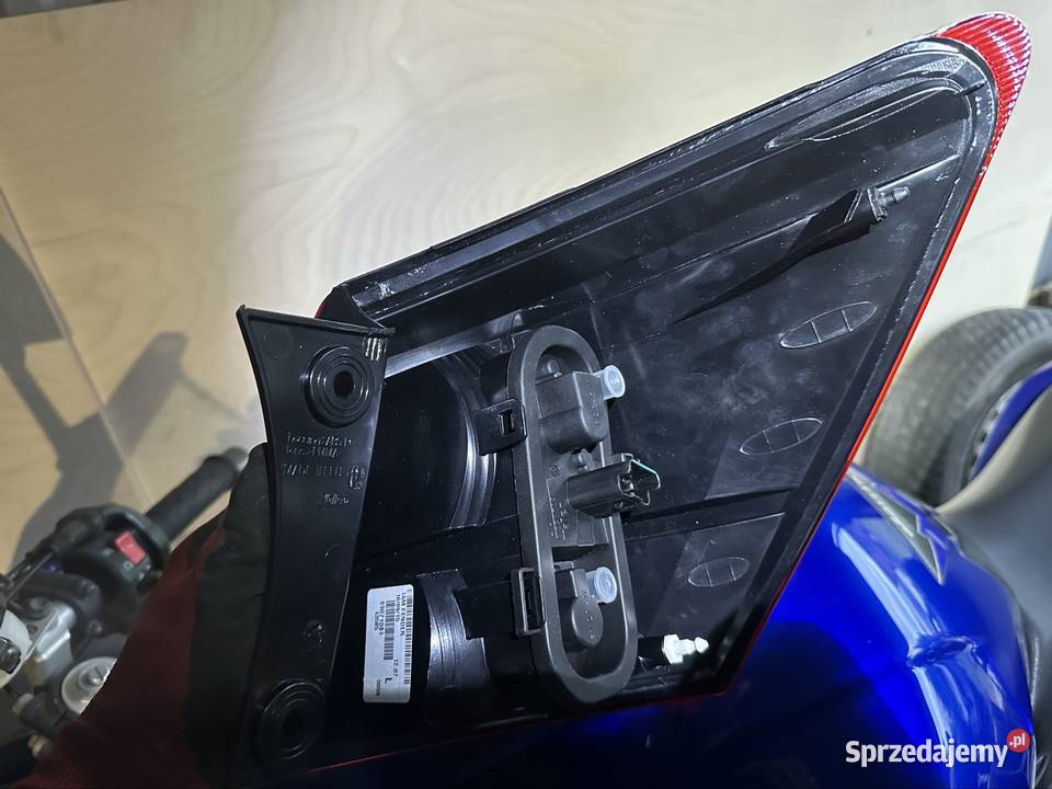 Nissan Qashqai j10 lampa lewa tylna Valeo lewe Jarosław sprzedam