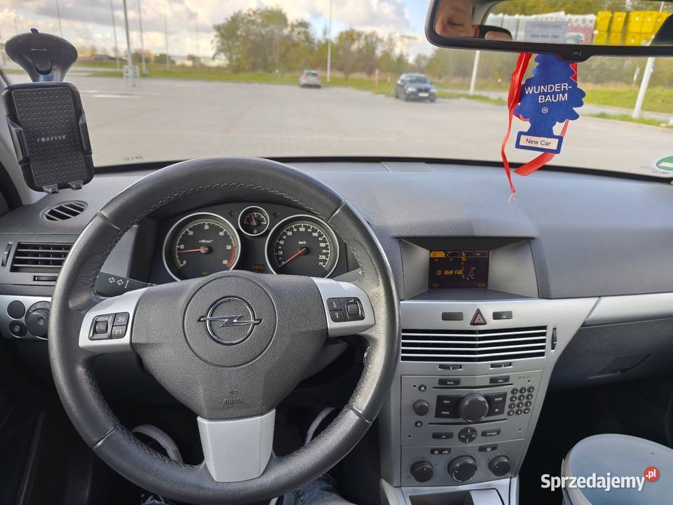 Sprzedam Opel Astra H 2009 lift przyciemniane szyby sprzedam