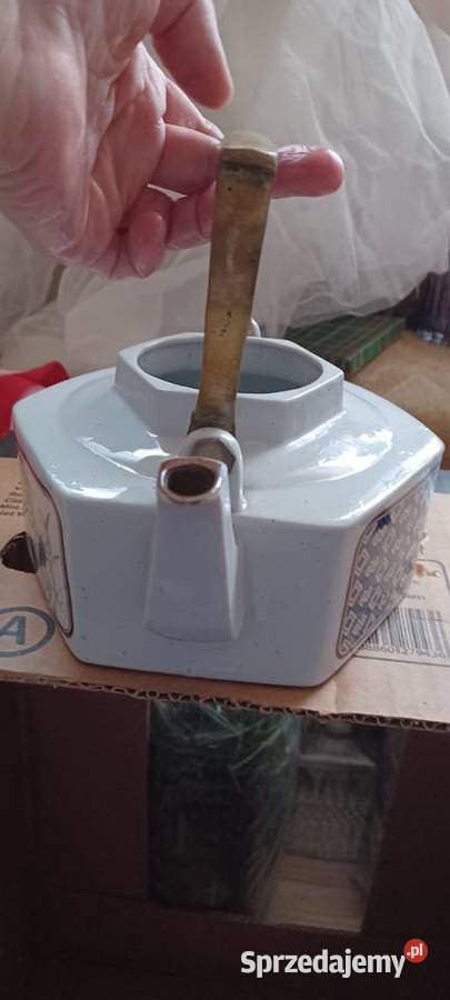 porcelanowy czajnik w kształcie sześciokąta Poznań