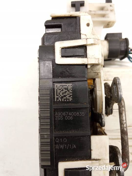 ZAMEK DRZWI TYŁ PRAWY W906 A9067400835 osobowe