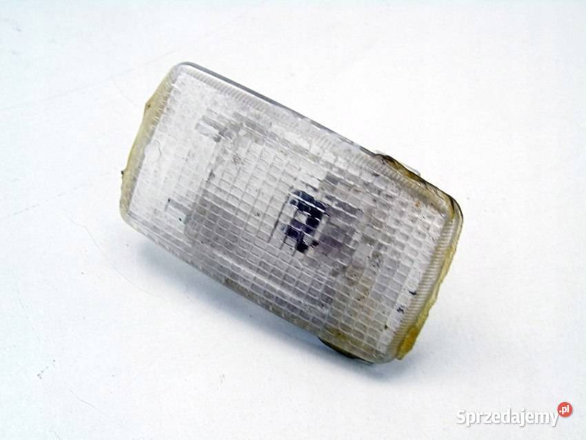 Lampka oświetlenia kabiny Nissan Almera Tino