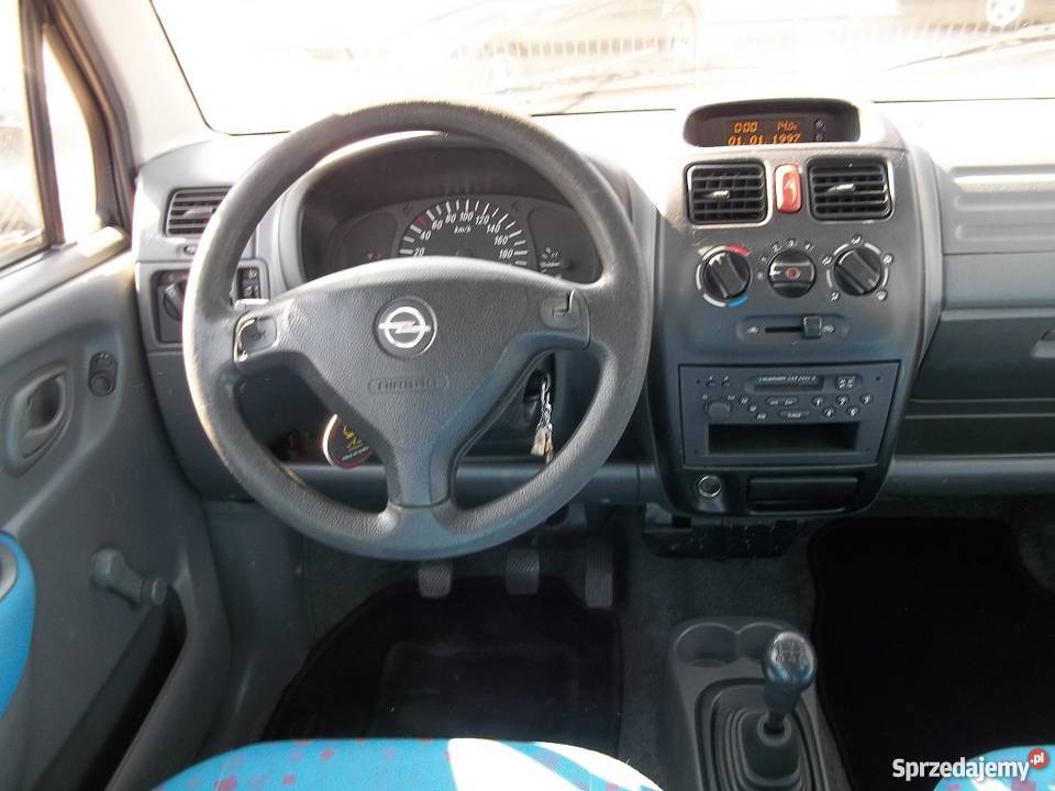 Opel Agila A czerwony Agila