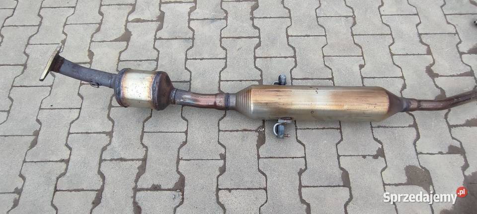 MAZDA 2 TOYOTA YARIS IV WYDECH TŁUMIK 15 HYBRID sprzedam