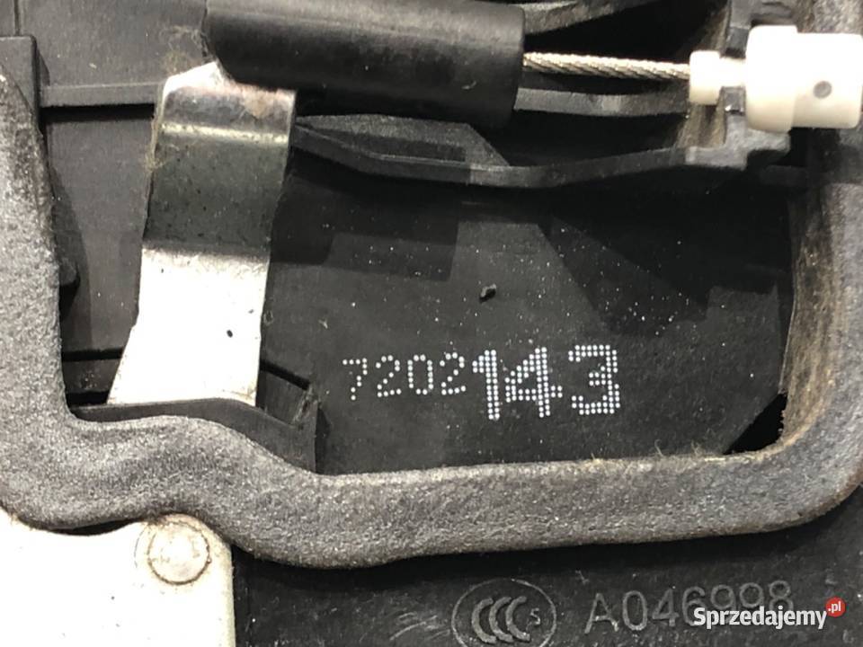 ZAMEK DRZWI LEWY PRZÓD BMW E61 Kombi 7202143 osobowe sprzedam