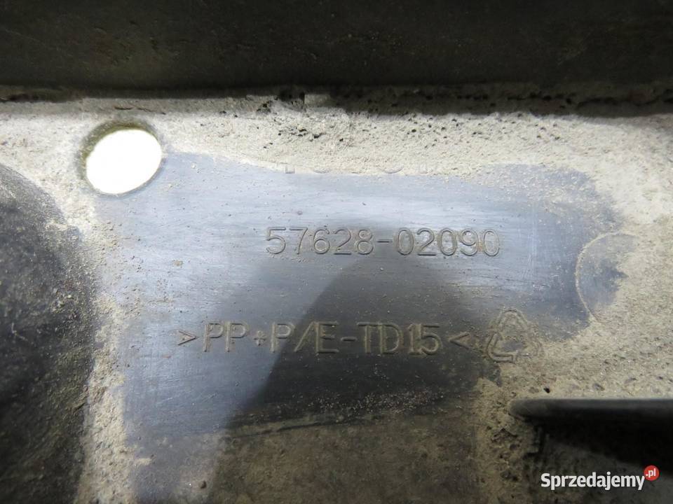 OSŁONA PODWOZIA LEWY TYŁ AURIS II LIFT KOMBI osobowe Elementy wygłuszające lubelskie