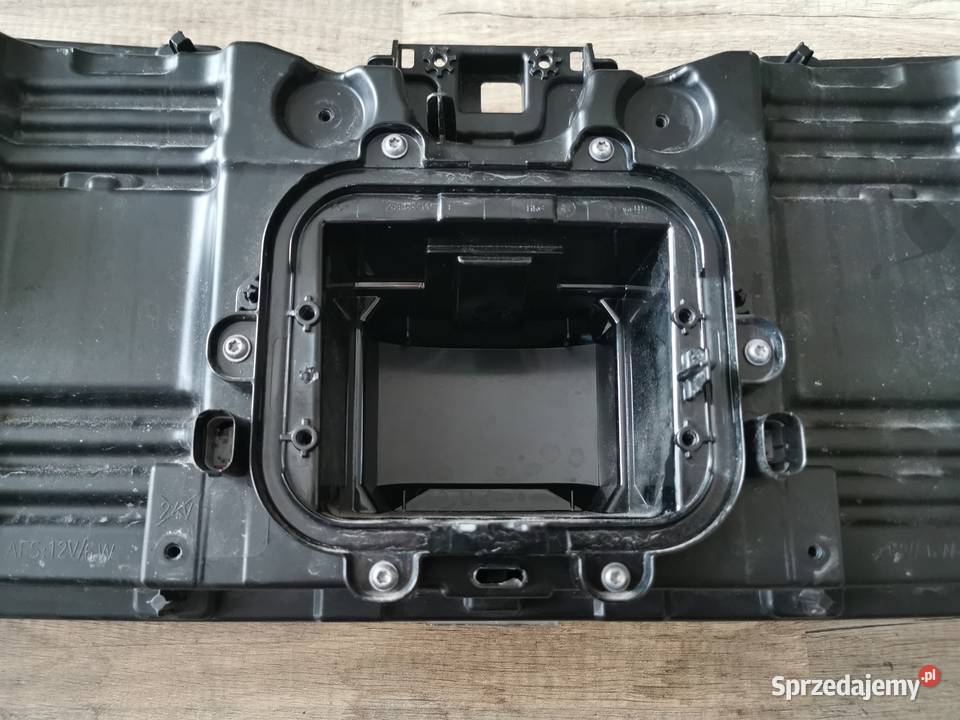 SKODA ENYAQ iV osłona chłodnicy 5LA941107A Świerzawa