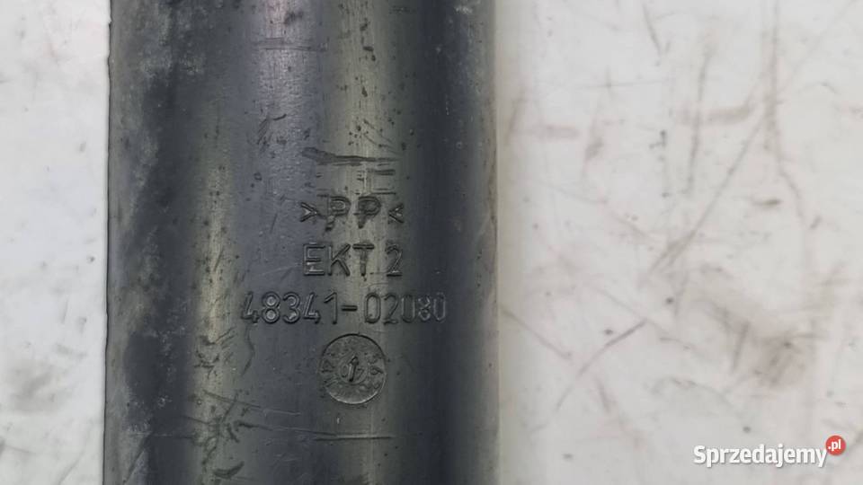 AMORTYZATOR PRAWY TYŁ TOYOTA AURIS I osobowe Pozostałe Lipno