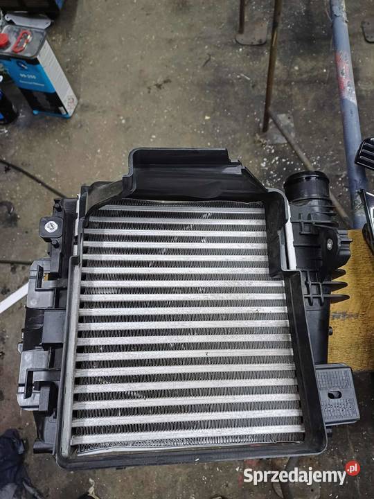 chłodnica turbiny peugeot 408 Lampy przednie