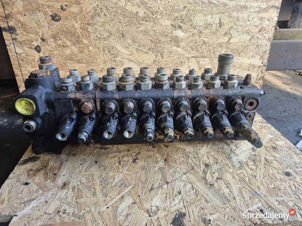 Rozdzielacz Hydrauliczny KOMATSU PC80 MR3 Układ hydrauliczny Tychy