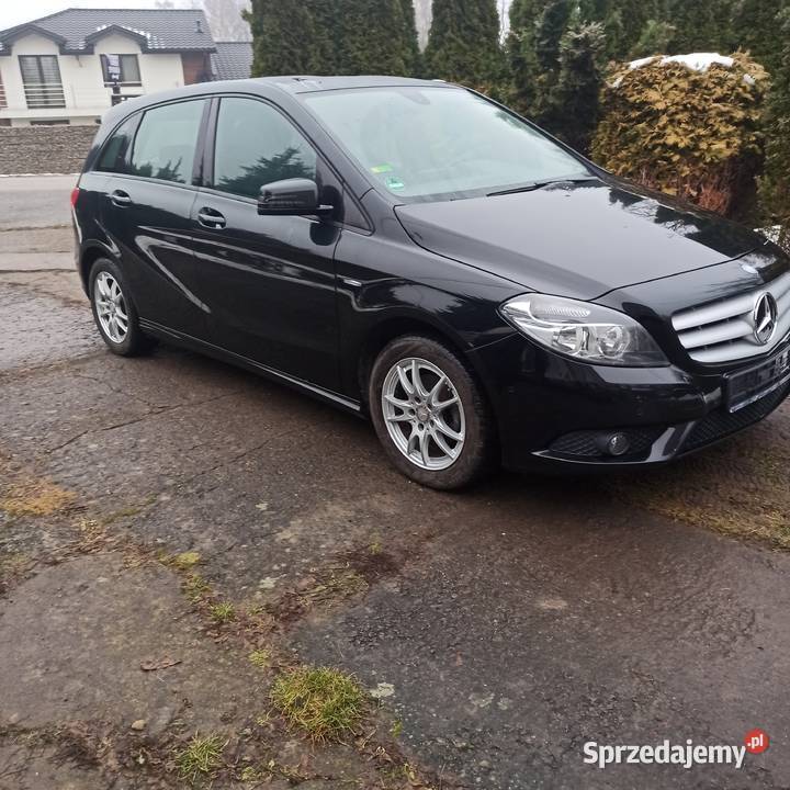 Mercedes B180 W246 16 benzyna 122 czujnik deszczu Jasło sprzedam