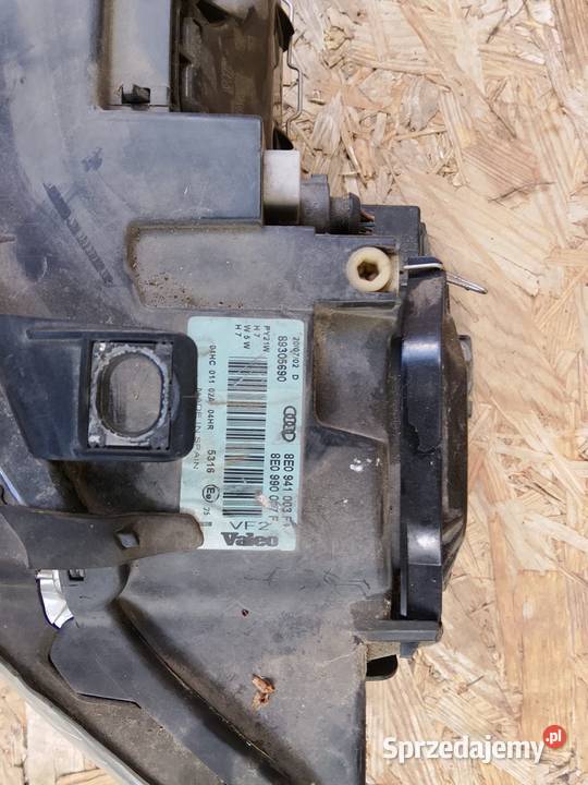 Lampa lewa xenon Audi a4b6 200zl stan podkarpackie