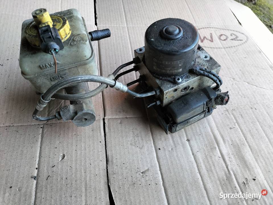 AUDI A38L A3 8L 19TDI 1J0614117D POMPKA POMPA Kamień-Kolonia sprzedam
