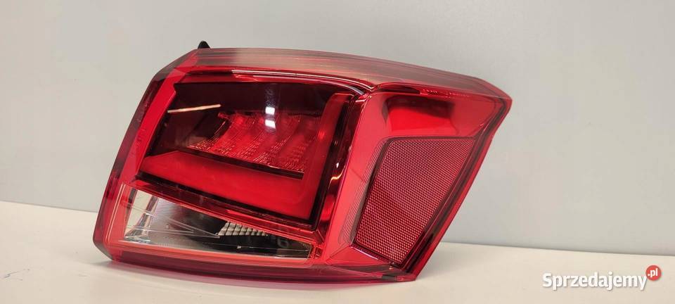SEAT ARONA 2024 LAMPA PRAWY TYŁ 6F9945208B dolnośląskie sprzedam