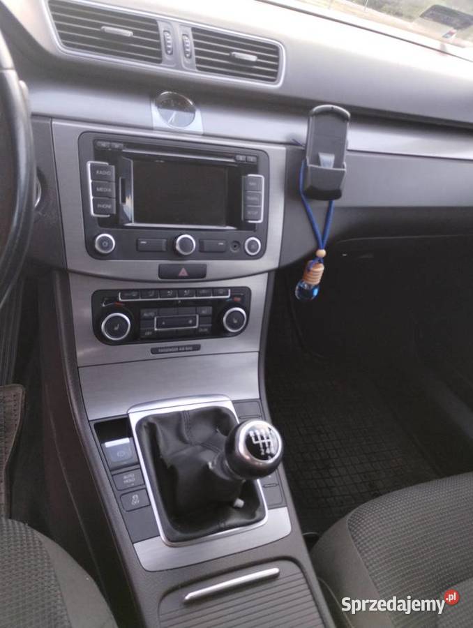 Volkswagen Passat B7 kombi 2011 nawigacja