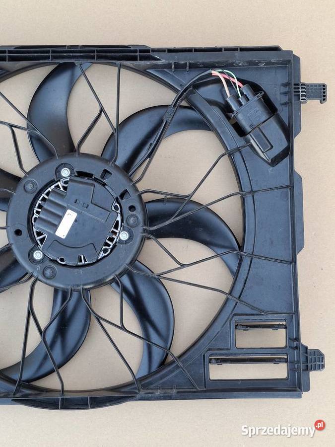 MERCEDES W247 W118 W177 X247 WENTYLATOR Bieleń