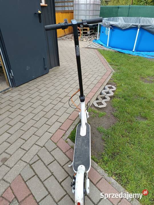 Hulajnoga elektryczna Bronowo