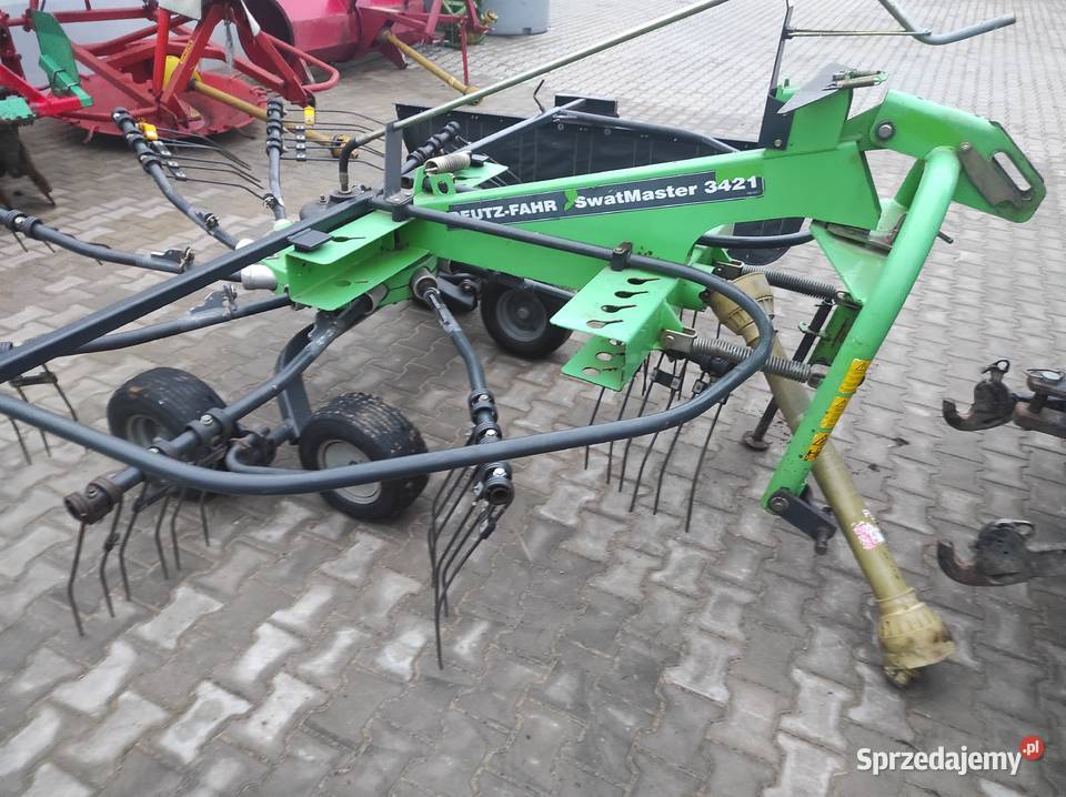 Zgrabiarka karuzelowa DeutzFahr 3421 Radoszyce