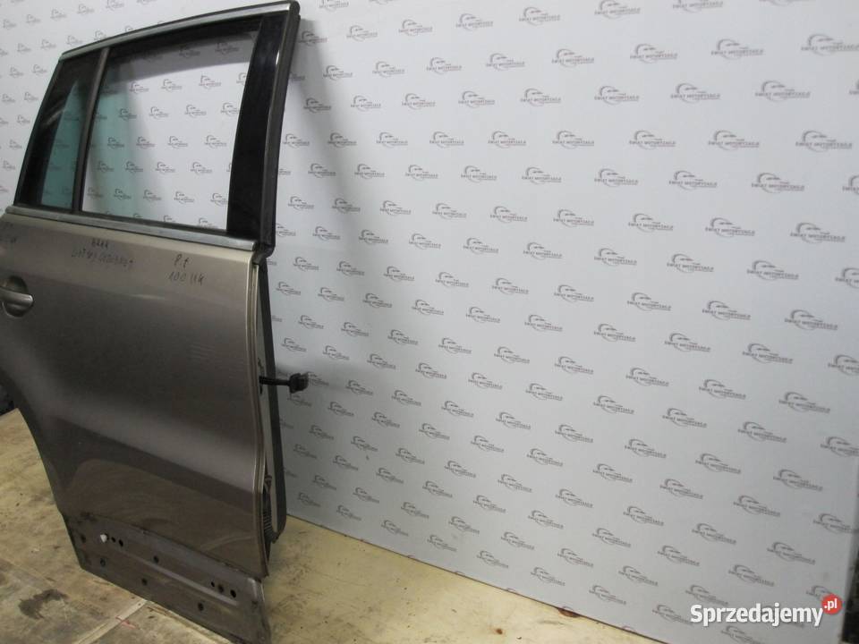 VOLKSWAGEN TIGUAN I LIFT 12r drzwi prawe tył