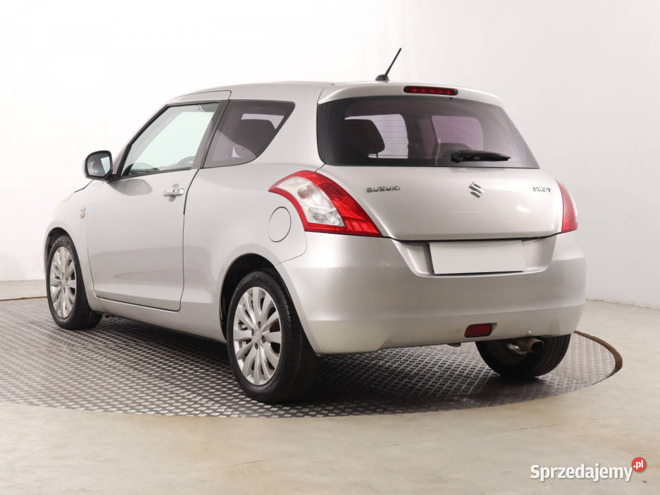Suzuki Swift 13 DDiS gniazdo USB Katowice