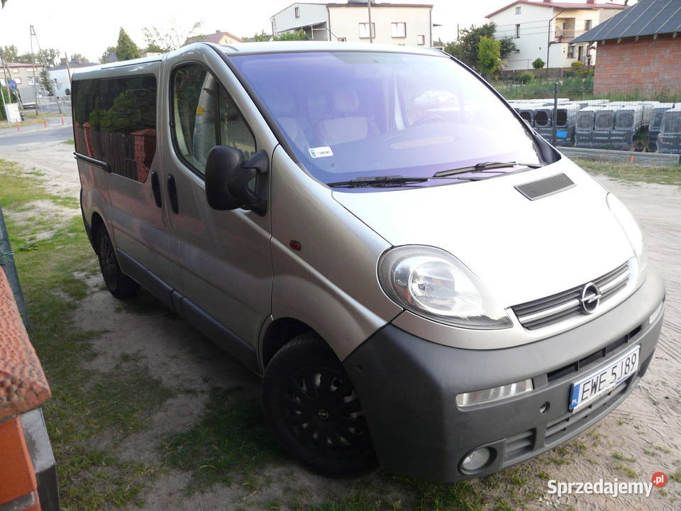Opel Vivaro 19 CDTi 9 osobowe skrzynia biegów 6 Vivaro Wieruszów